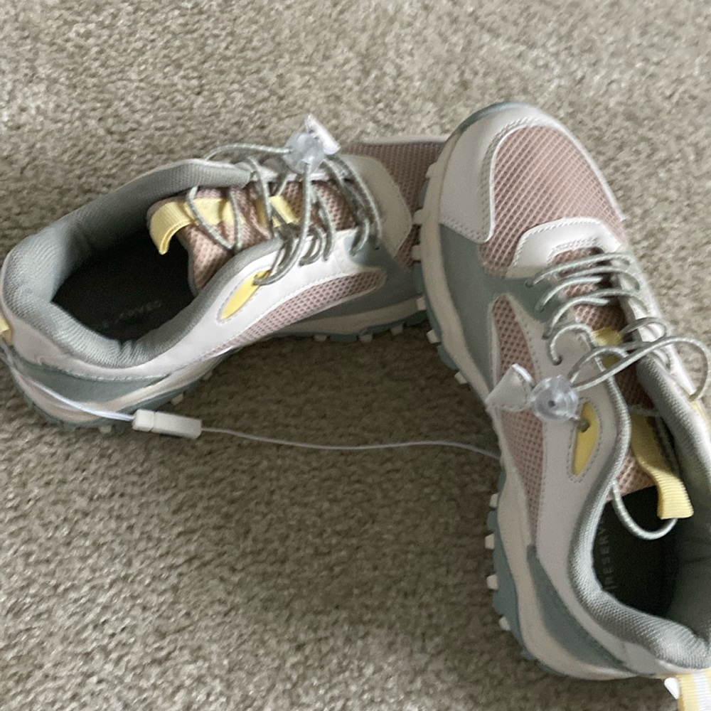 Reserved shoes